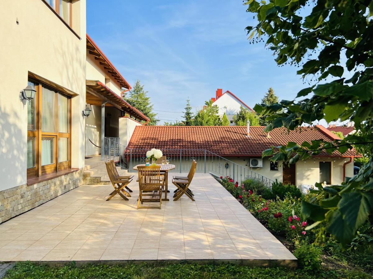 Villa Szofia Veszprem Apartments Eksteriør bilde